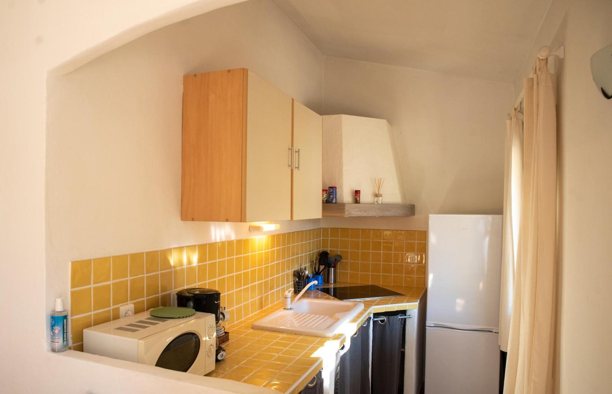 Mini Villa Independante Ideale Et Tres Bien Situee 포르토베쉬오 외부 사진